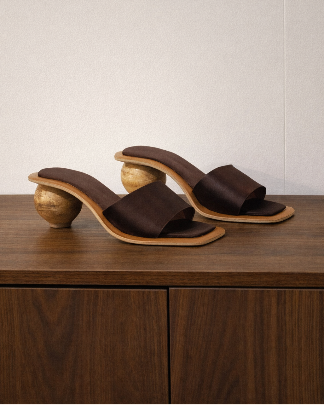Cordelia in Espresso Satin