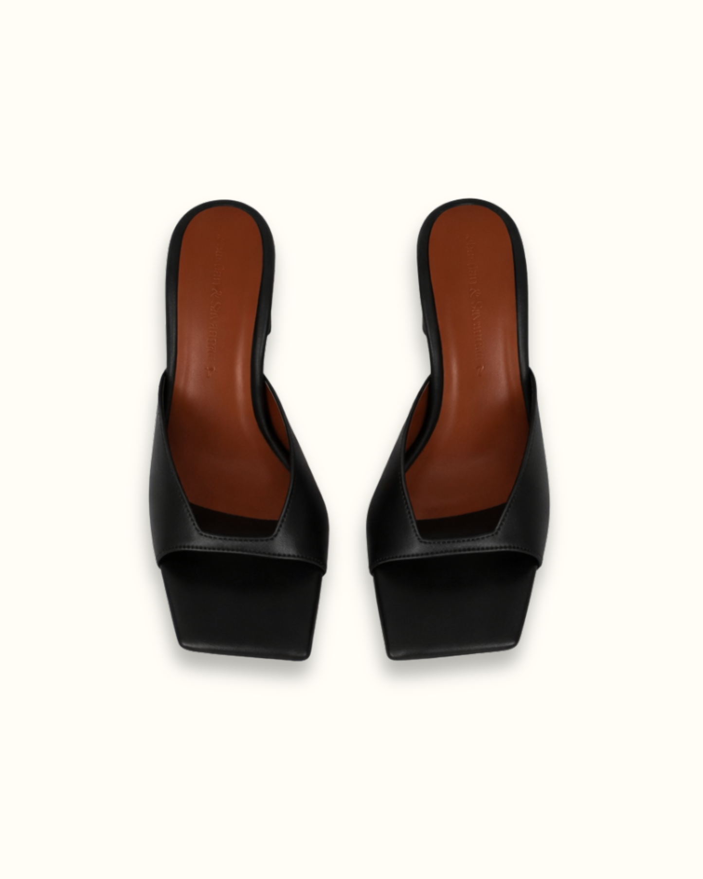 [NEW IN] Siobhan in Black