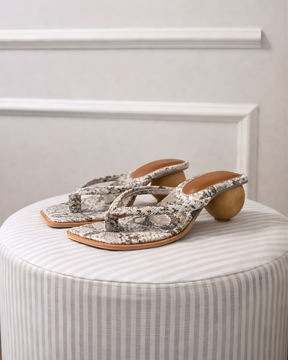 [NEW IN] Aurora in Snake Nude