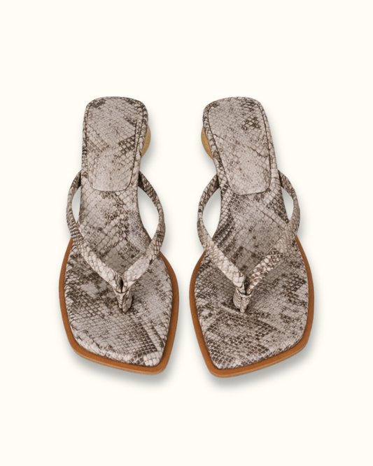 Aurora in Snake Nude